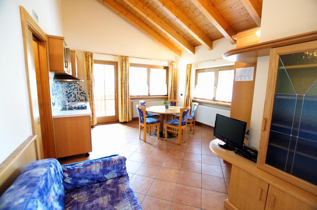 Miky House - Appartamenti Abar Лівіньо Номер фото